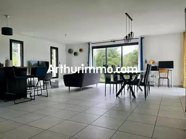 Nueil les Aubiers 79250 Achat / Vente maison 5 pièces t5