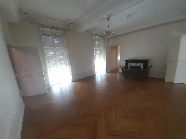 Nuits Saint Georges, Immeuble De Rapport 360m² Nuits Saint Georges
