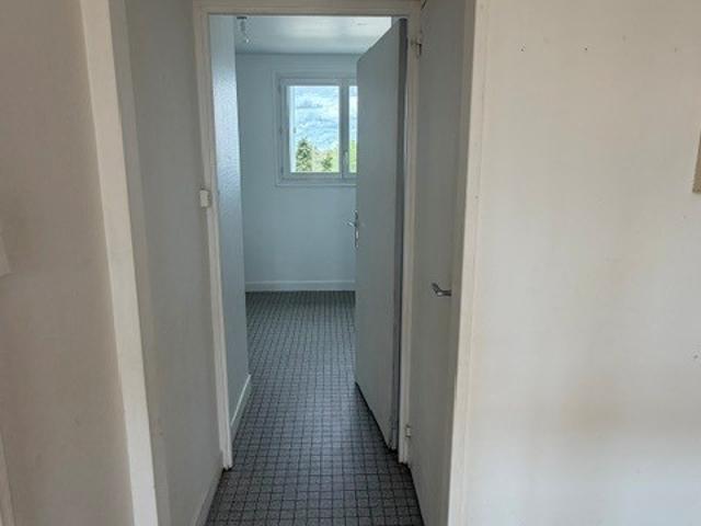 NUITS ST GEORGES APPARTEMENT T4 AVEC BALCON