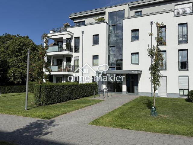 Nur 100 m vom Meer entfernt Stilvolle 3 ZKB Wohnung mit Marken EBK u. TG Stellplatz