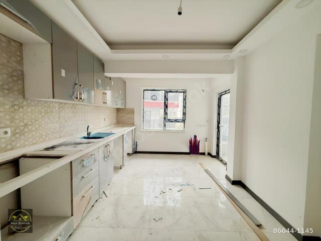 NUR_AKŞEMSETTİN'DE CADDE ÜZERİ FULL YAPILI 4+1 TERAS BALKONLU!