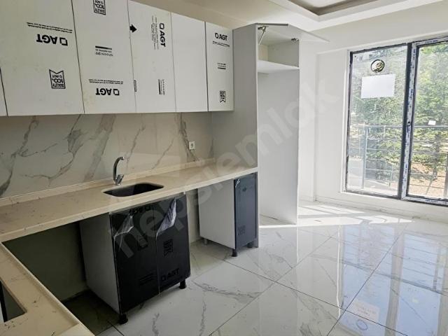 NUR EMLAKTAN 2+1 BEŞİKKAYA'DA SATILIK SIFIR DAİRE