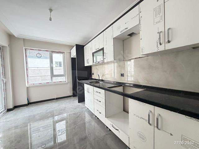 NUR EMLAK'TAN FERİDUN ÇELİK'TE SIFIR 2+1 DAİRE