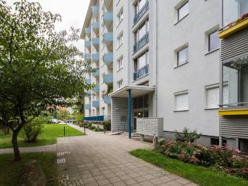 NUR FÜR SENIOREN: Wohnung mit Dusche nahe Fetscherplatz und guter Verkehrsanbindung