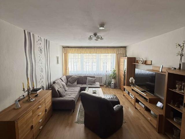 NUR mit WBS! 3,5 Zimmer Stadt Wohnung im 2. OG