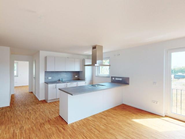 Nur mit WBS anmietbar! Großzügige 3 Zimmer Wohnung für Paare und kleine Familien