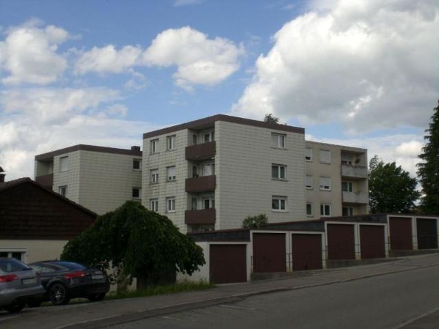 nur mit wohnberechtigungsschein mind. 3 personen 3 zimmerwohnung mit balkon in schramberg sulgen