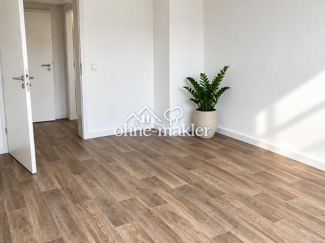 NUR NOCH EINE FREI! TOP sanierte 2 Zimmer Wohnung mit EBK/Waschmaschine großem Balkon in Thum