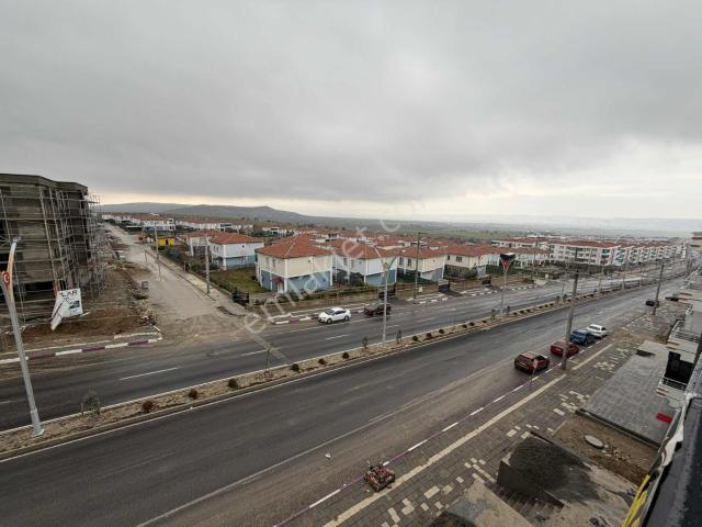 Nur Yıldız 14 Sitesi Sıfır 3+1 Daire