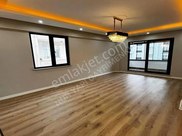 Nur Yapı'dan Devlet Hastenesine Komşu Aktif Kiracılı Lüx Daire