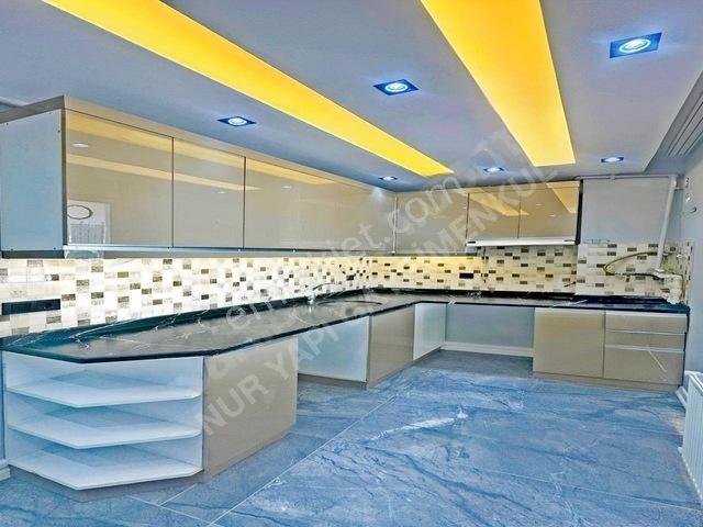Nur Yapı'dan Metrobüse 10 Dakika %75 Krediye Uygun Acil 1+1 Y.g