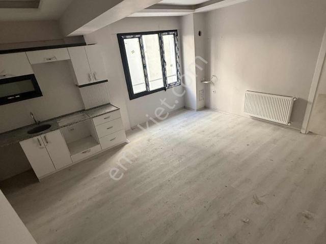 Nurfen'den Cadde Yanı Sıfır Doğalgazlı Kiralık 1+1 Daire