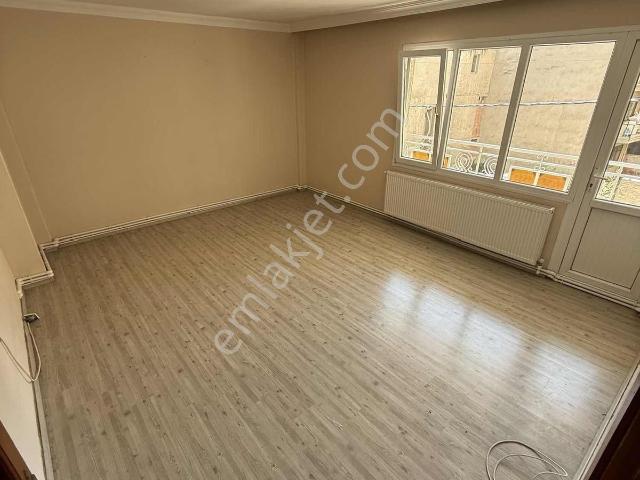 Nurfen'den Arakat 95m2 Geniş Çift Cepheli Satılık Daire