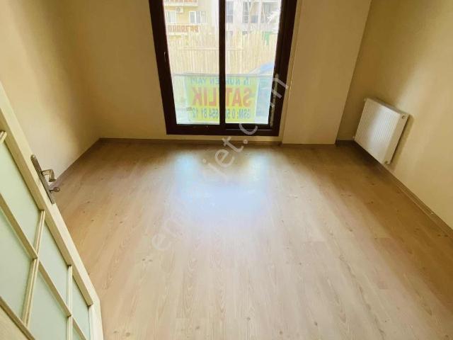 Nurfen'den Genç Binada Ayrı Mutfaklı Cadde Yakını Kiralık