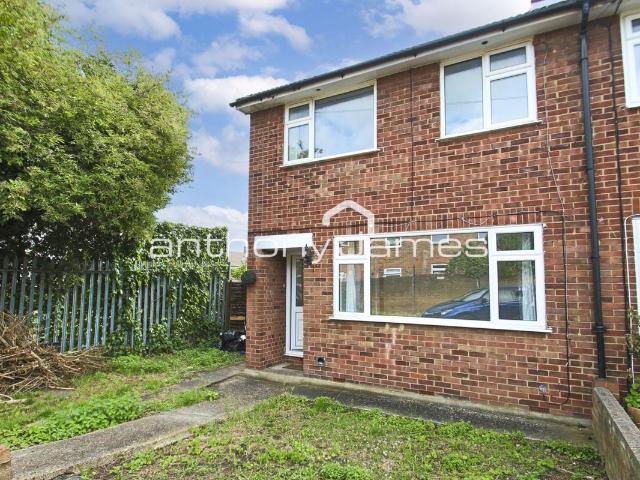 Nursery Close Dartford DA2, 3 bed end terrace house to rent, £1,750 pcm | PrimeLocation