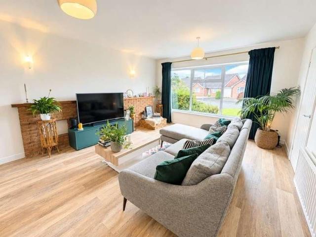 Nursery Close Hagley, Hagley, Stourbridge, West Midlands, DY9