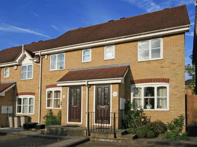 Nursery Gardens, Chislehurst BR7, 2 bed end terrace house to rent, £1,850 pcm | PrimeLocation