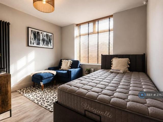 Nursery Lane, Gateshead, NE10 1 bed in a house share to rent £800 pcm £185 pw