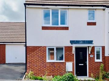 Nursery Road, Evesham, WR11 3 bed house to rent £1,295 pcm £299 pw