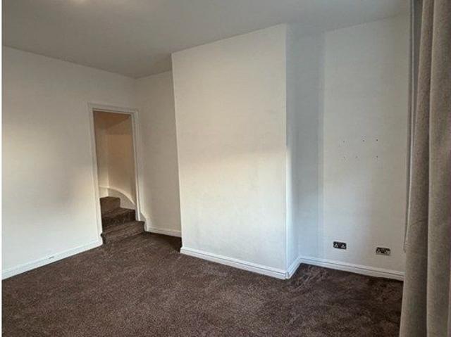 Nuttall Road, Bradford BD3, 2 bed terraced house to rent, £750 pcm | PrimeLocation