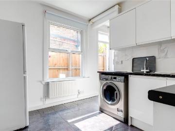 Nutwell Street, London SW17, 2 bed flat to rent, £2,350 pcm | PrimeLocation