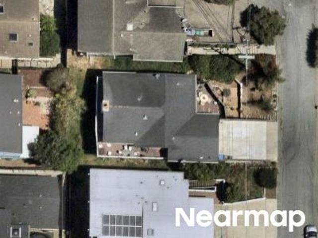 Nutmeg Ave