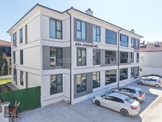 NUVA EMLAK ADAPAZARI TEPEKUM M.H NDE SATILIK 3+1ULTRA LÜKS DAİRE