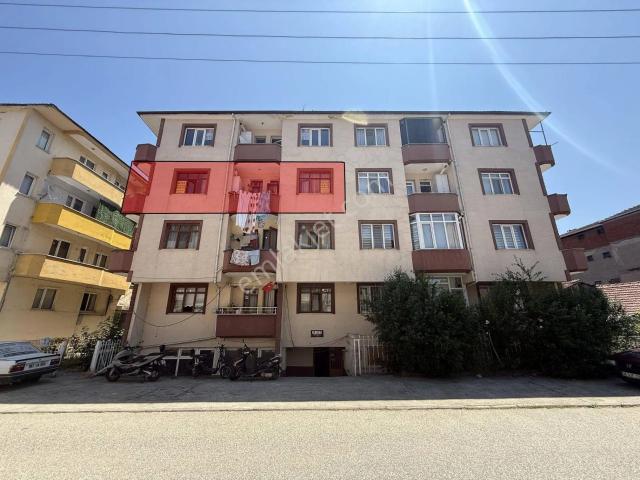 Nv Gayrimenkul | Nusrettin Mahallesi'nde 3+1 120 M2 Satılık Ara Kat Daire