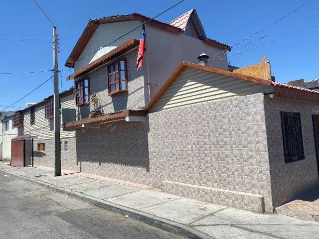 NVA. ALEMANIA, CASA AMOBLADA, 5D. 2B. 1E