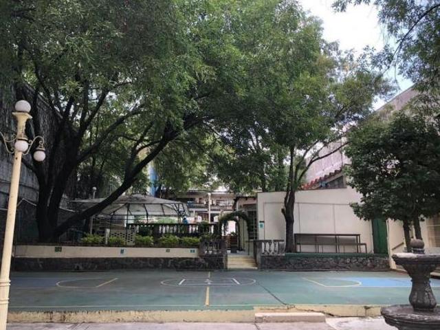 nversión para desarrolladores. Casa a precio de terreno con uso de suelo mixto