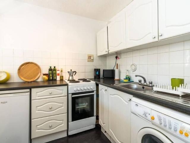 NW1 Delivery Office, Barnby Street, London, NW1 1AA, United Kingdom | 2 bed condo for rent #113971633 | Rentberry