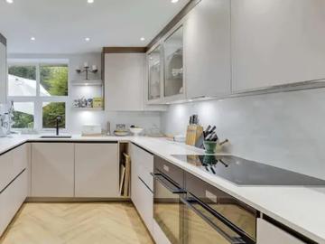 NW3 Flooring & DIY, 70 Mansfield Road, Maitland Park, London, NW3 2HU, United Kingdom | 2 bed house for rent #166238637 | Rentberry