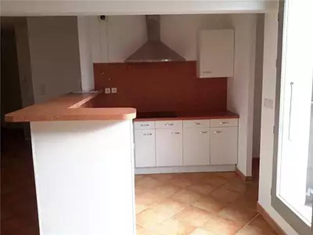 Nyons 26110 Location appartement 3 pièces t3 terrasse