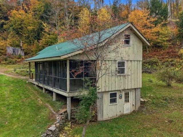 Nye Rd, Acworth, Home For Sale