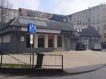 Inwestycja w centrum Nysy: pawilon 530 m² z dochodem