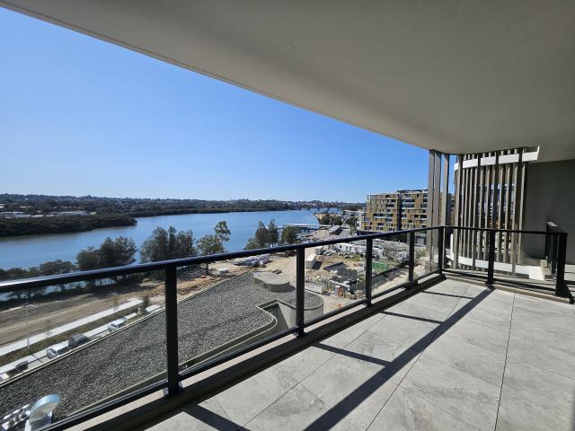 O702/3 5 Sea Rush St, Wentworth Point, NSW, 2127