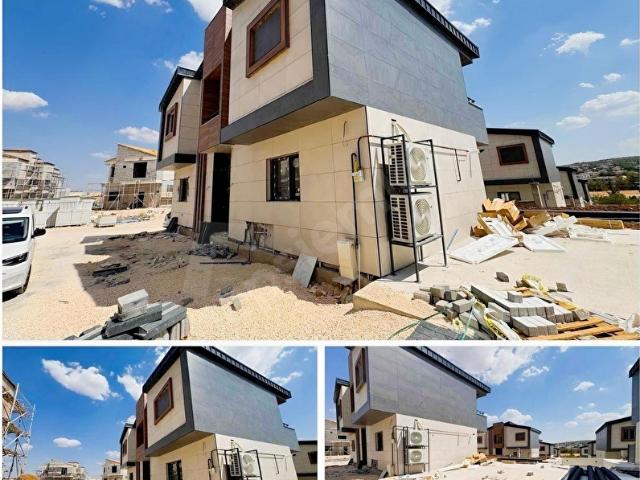 ÇÖÇELLİ GAYRİMENKUL'DEN MİMAR SİNAN'DA SATILIK LÜX 5+1 VİLLA