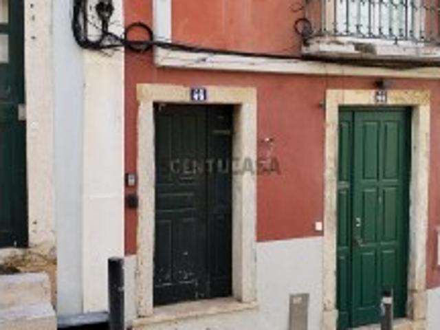 O encanto do Bairro da Bica num T2 Exclusivo