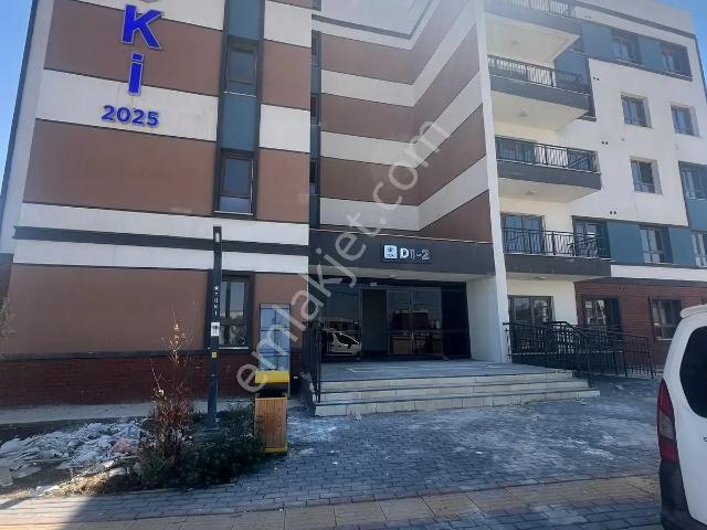 Oğlaklı Tokilerde 3. Etap 2.bölgede Kiralık 3+1 Giriş Kat!