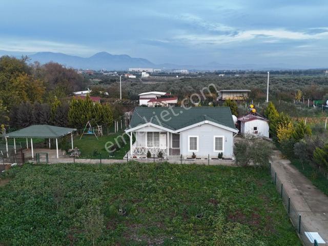 Oğlananasında 500 M2 Arsa 135 M2 2+1 Bahçeli Ev Kamelya Depo Menderes İzmir