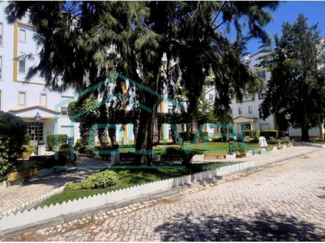 O Lar com que Sempre Sonhou Espera por Si no Porto Alto!