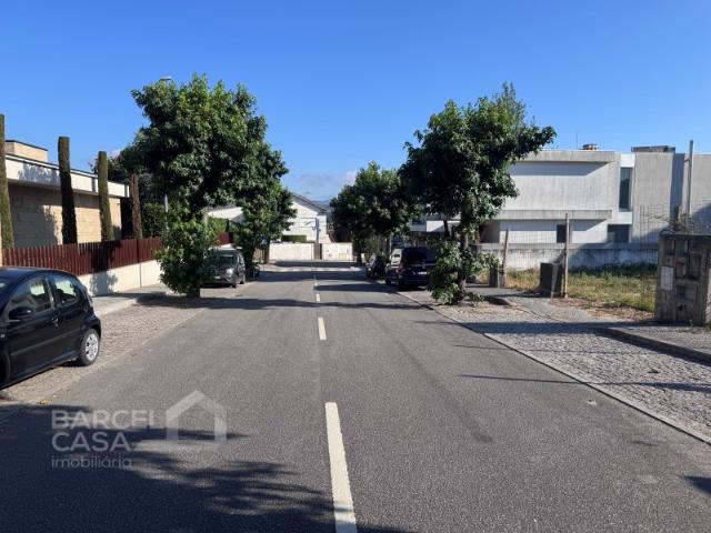 O Privilégio de Construir o Seu Futuro Numa Localização Única e Exclusiva em Barcelinhos Barcelos