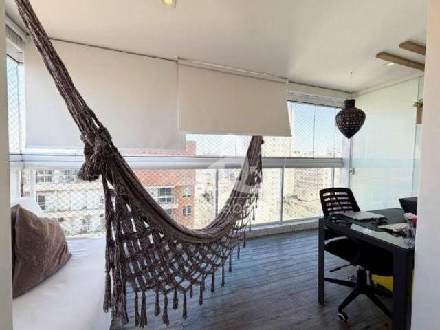 O próximo nível da sua vida a dois: 3 suítes com vista mar a 2 quadras da praia, 3 vagas