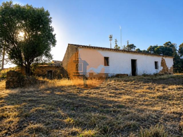 O REFÚGIO PERFEITO NO CAMPO CASA TRADICIONAL MAIS TERRENO RÚSTICO