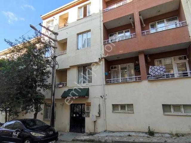 Öğrenciye Ve Ailye Uygun Geniş Kiralık Apart