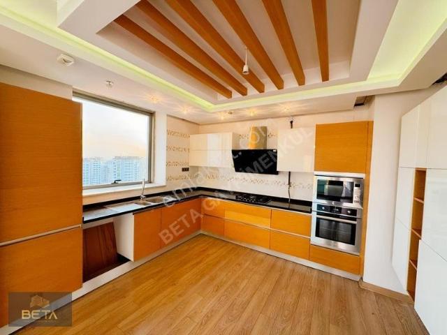 Öğretmenler Bulv.üzeri.güvenlikli Sitede 4+1 Ultra Lüx Daire