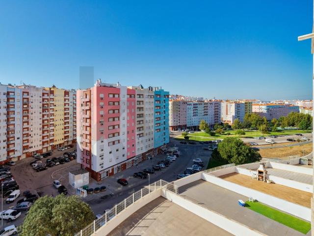 O Seu Novo Refúgio em Santa Marta do Pinhal: Modernidade com Entrega em 2027