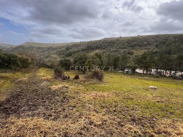 O Terreno Ideal para dar vida à sua moradia de sonho – Ribas de Cima, Loures