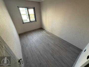 Oğuz Gezerden Merkezde 7/24 Güvenlikli Sitede Rezidans 5+1 Daire