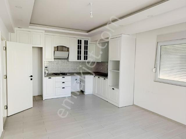 Oğuzlar Emlak'tan Antalya Demre Merkezde Kiralık Daire
